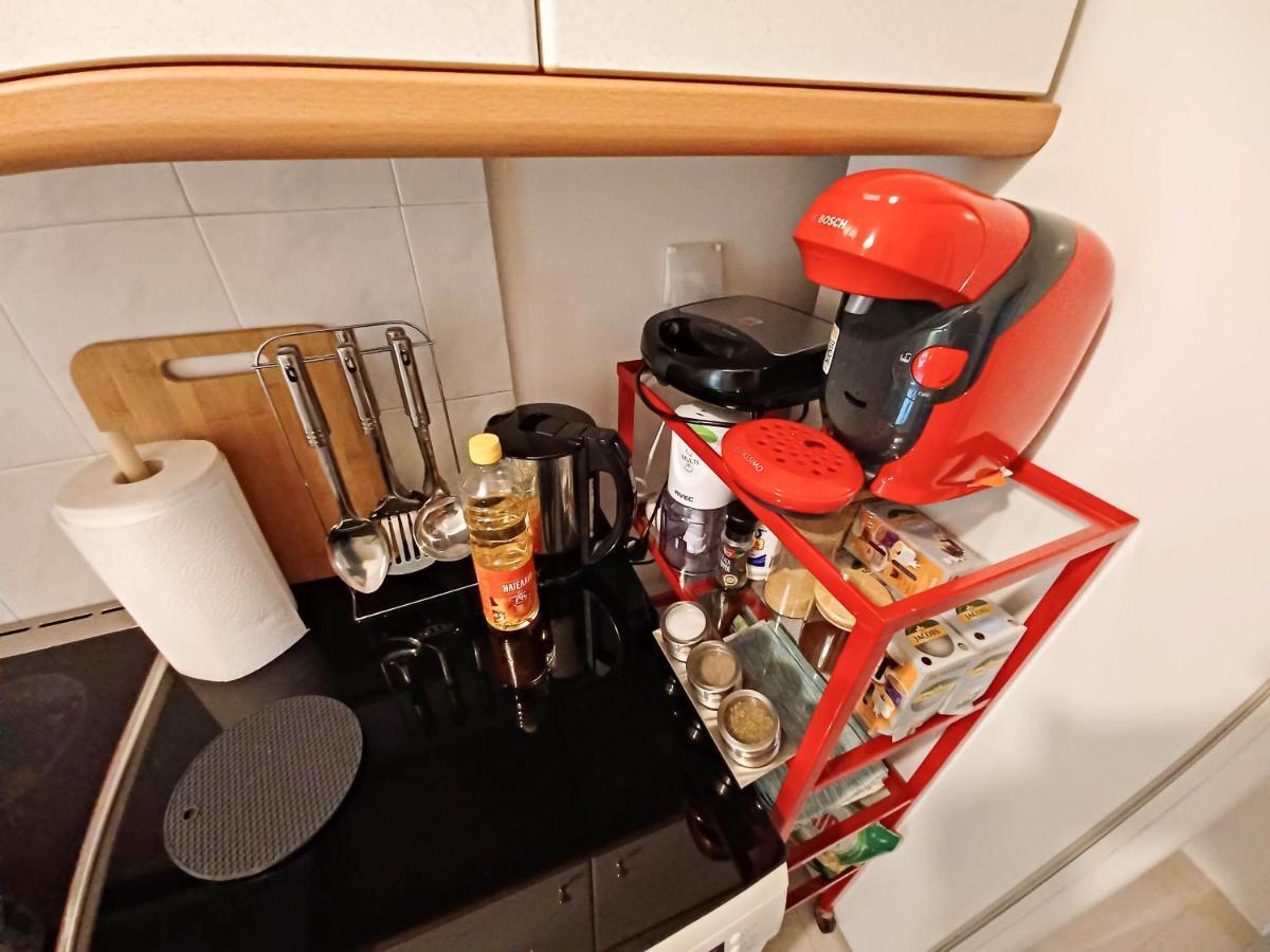 Tea Balcony - Quiet & Cozy- Ano Glyfada Apartment Athens