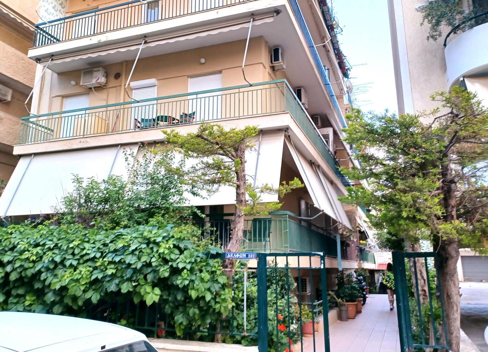 Tea Balcony - Quiet & Cozy- Ano Glyfada Apartment